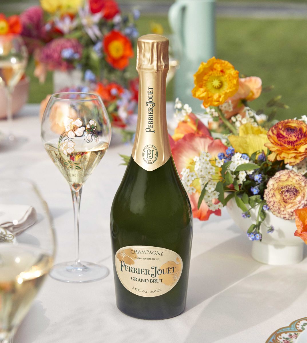 Rượu vang Perrier Jouet Grand Brut - Vang nổ 12 độ - Nhập khẩu Pháp