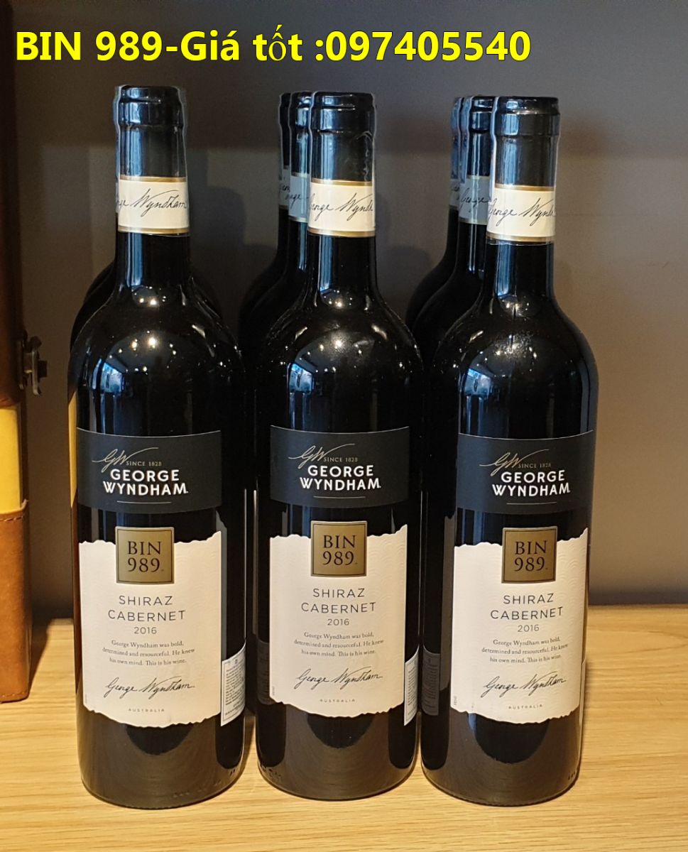 Rượu Vang Úc BIN 989 George Wyndham Bin 989 Shiraz Cabernet, được phối từ giống nho nổi tiếng nước Úc Shiraz với Cabernet Sauvignon.