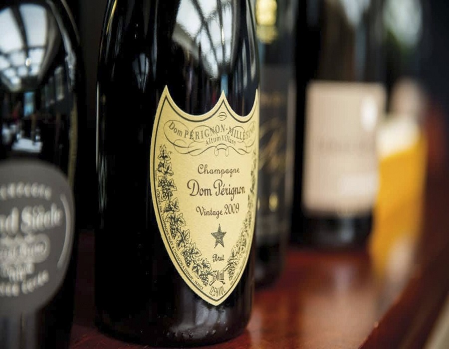 Rượu vang Dom Perignon Blanc giá tốt