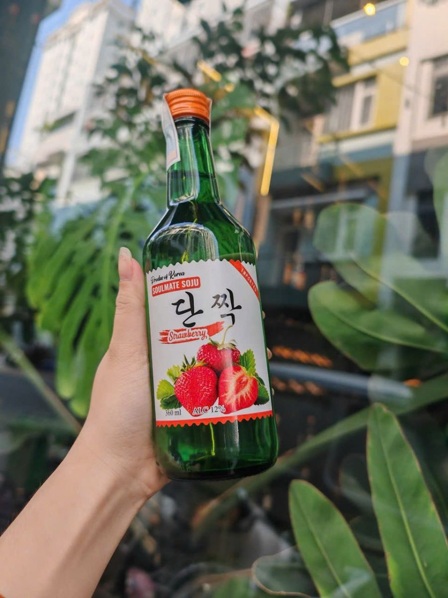 Rượu Soju Hàn Quốc Vị Dâu - Thùng 20 Chai